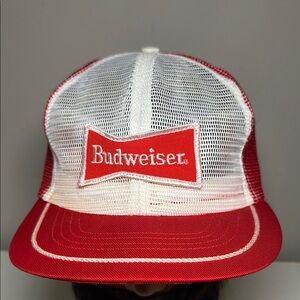 Budweiser vintage Mesh Cap in Red and White